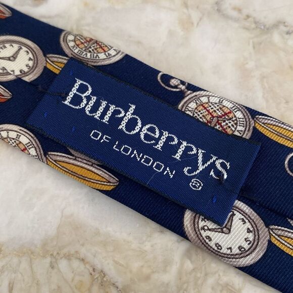 Burberry’s of London Clocks Nova Check Print 100% Silk Tie - Picture 9 of 13